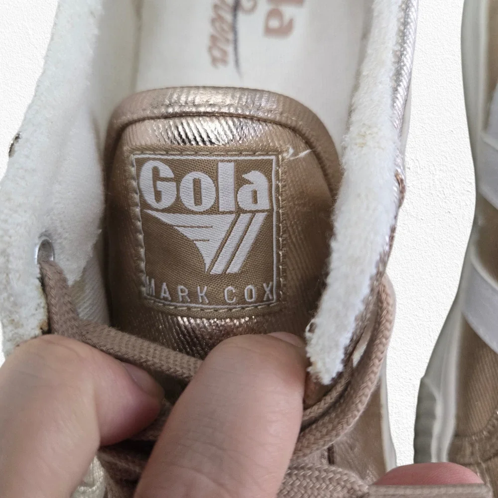 Gola crew mark
